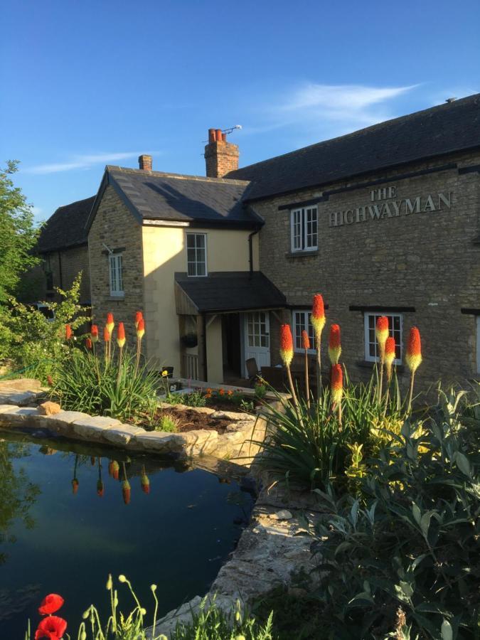 The Highwayman Hotel Kidlington Exterior foto